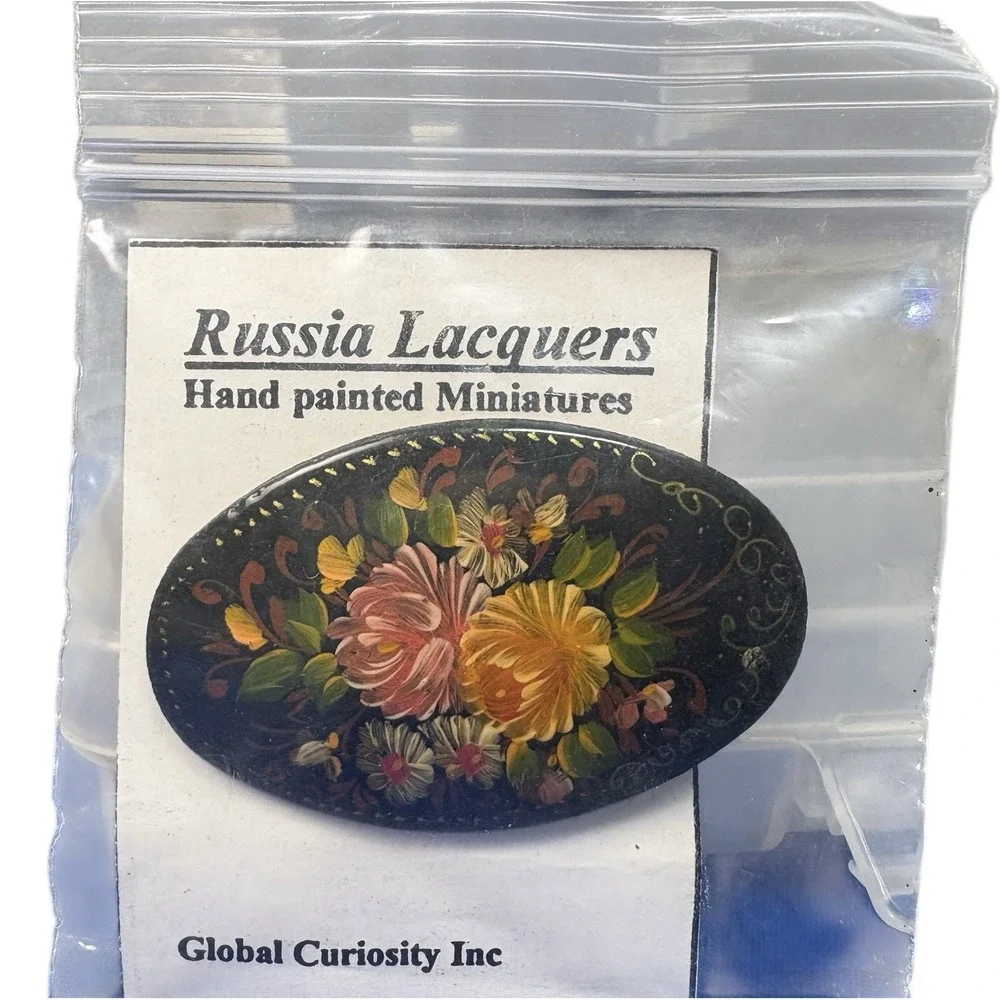 Russian Lacquer Brooch Hand Painted Floral Oval Palekh Style Box Card Gift NWT